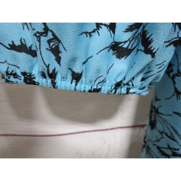 Vintage Warell Blue & Black Floral Dress with Belt Size 14 P Pleated Top - Picture 5 of 11